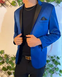 Saco azul francia satinado con solapa negra